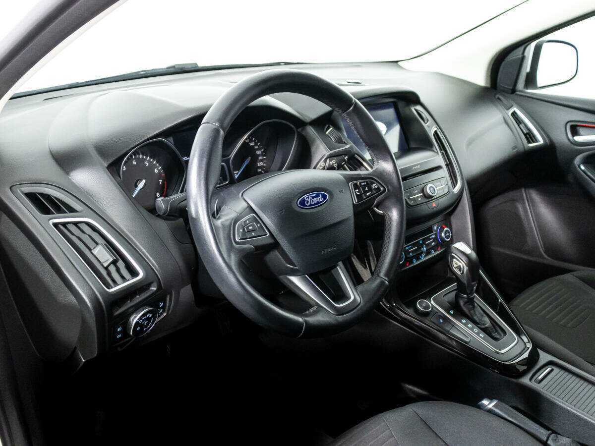 Купить Ford Focus с пробегом. Фото: #10