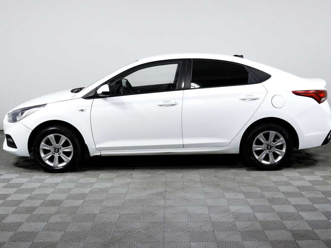 Купить Hyundai Solaris с пробегом. Фото: #7