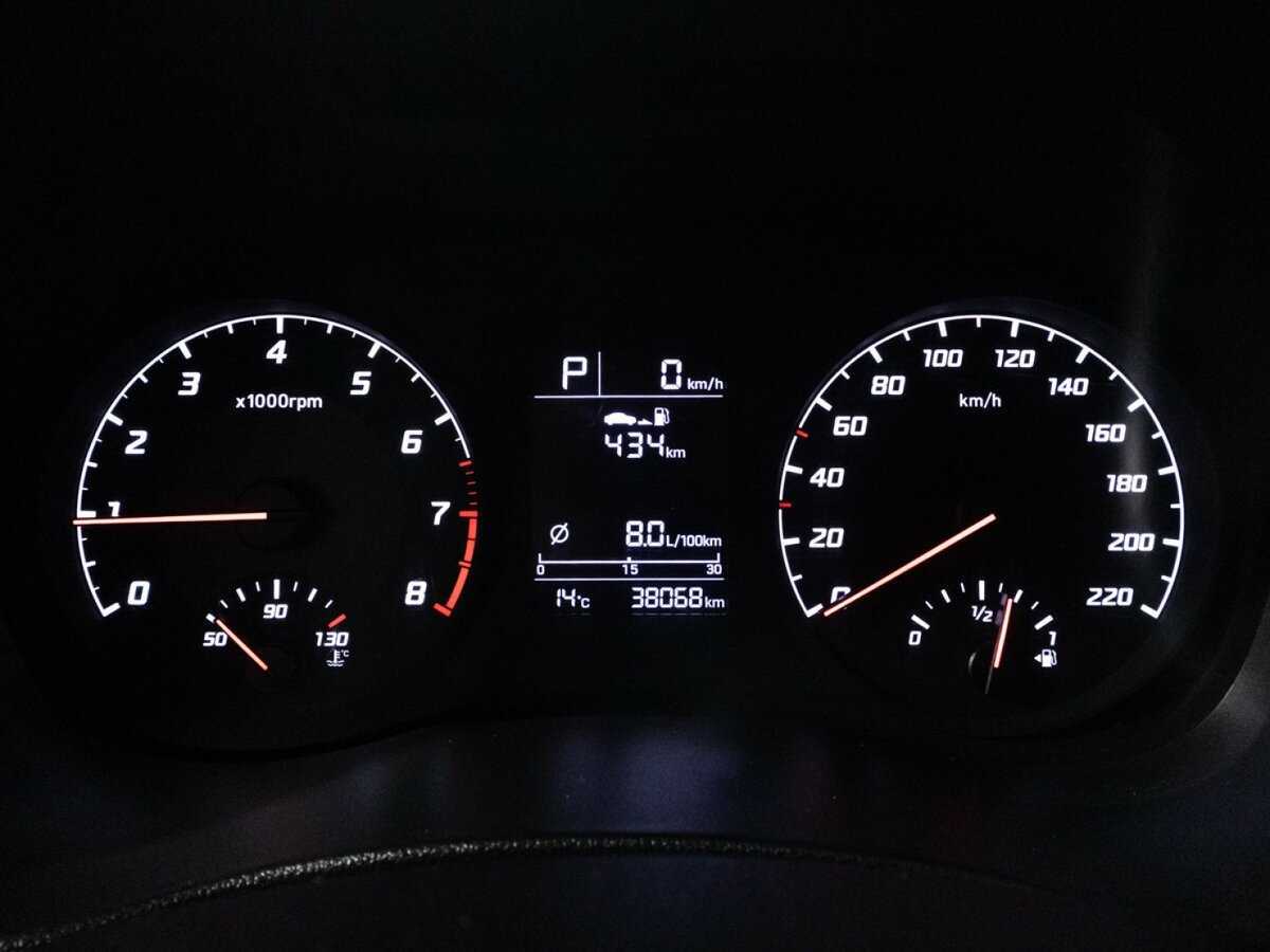 Купить Hyundai Solaris с пробегом. Фото: #11