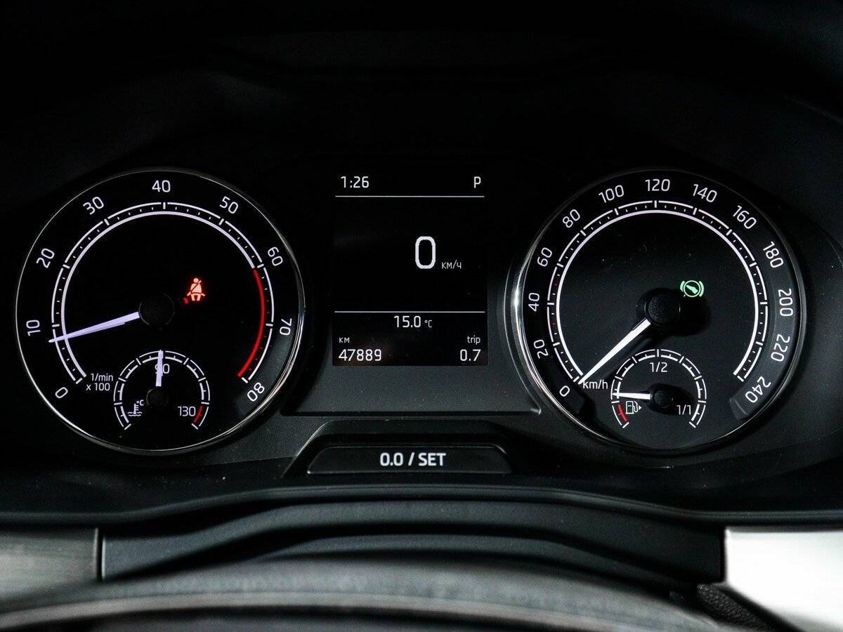 Купить Skoda Rapid с пробегом. Фото: #10