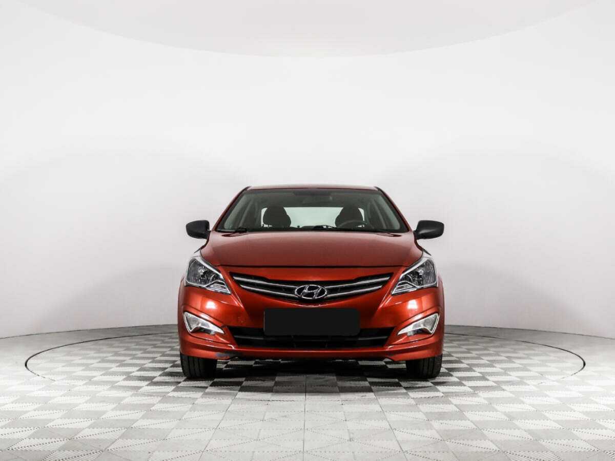 Купить Hyundai Solaris с пробегом. Фото: #1
