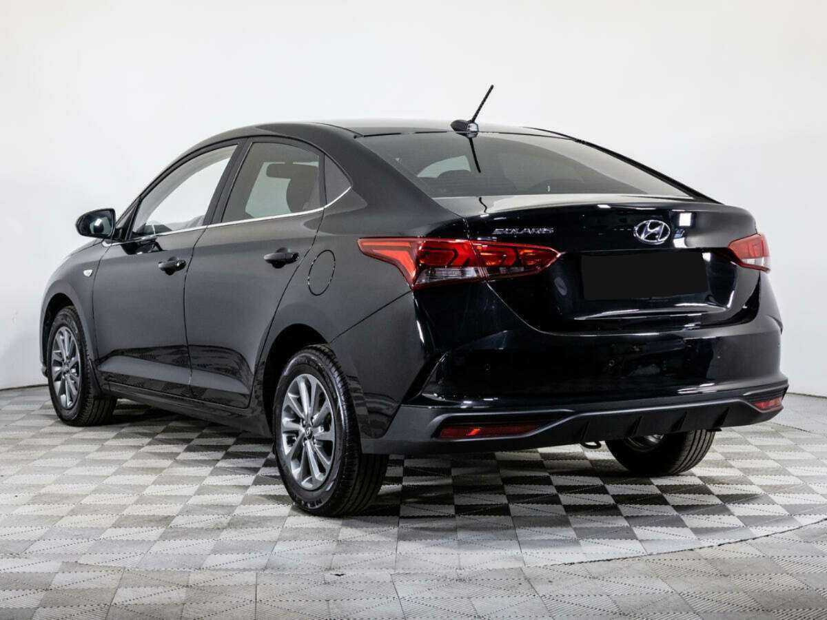 Купить Hyundai Solaris с пробегом. Фото: #6