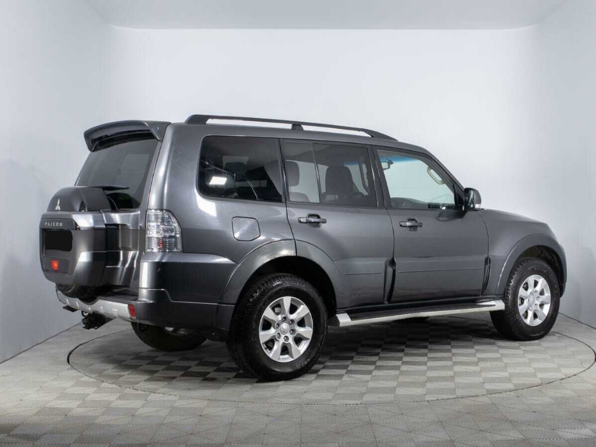 Купить Mitsubishi Pajero с пробегом. Фото: #4