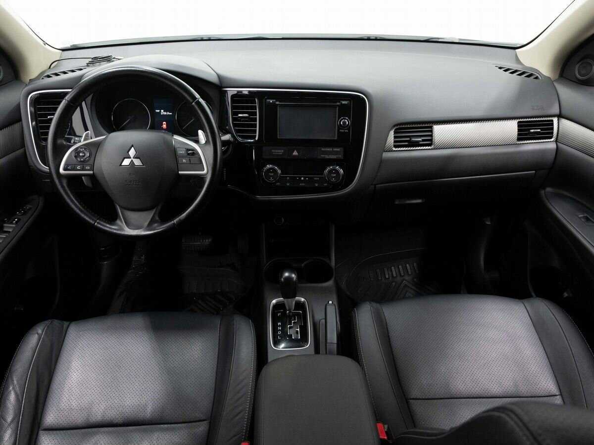 Купить Mitsubishi Outlander с пробегом. Фото: #13