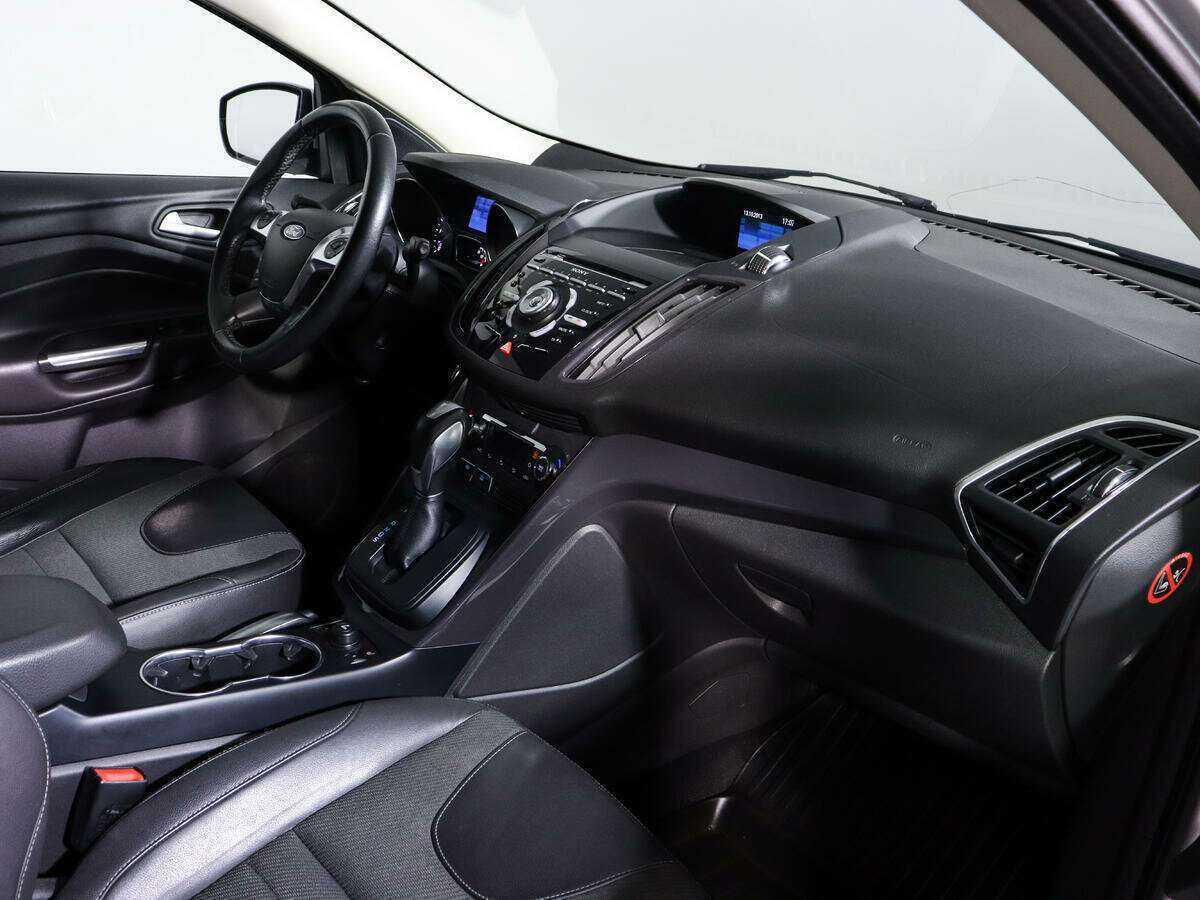 Купить Ford Kuga с пробегом. Фото: #6