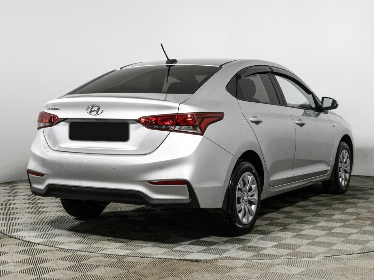 Купить Hyundai Solaris с пробегом. Фото: #4