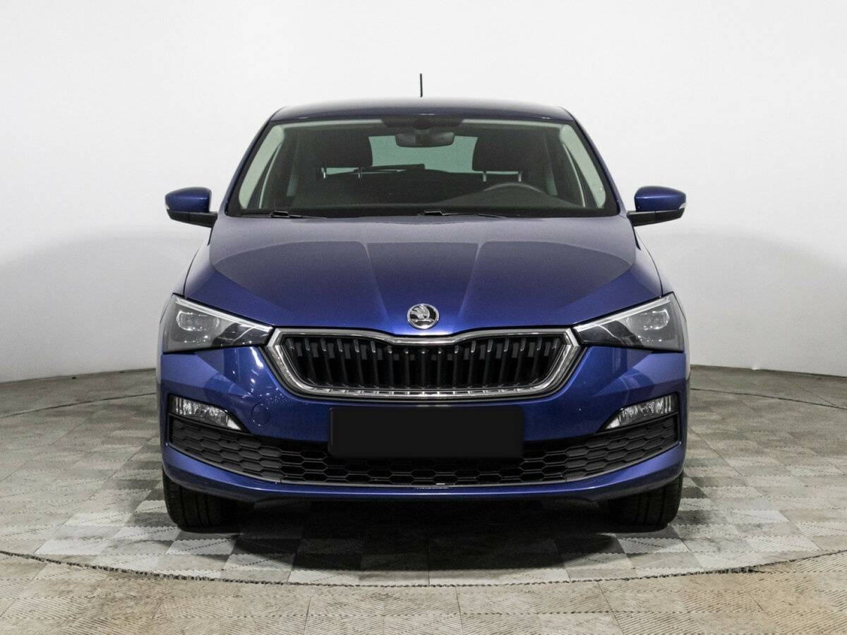 Купить Skoda Rapid с пробегом. Фото: #1