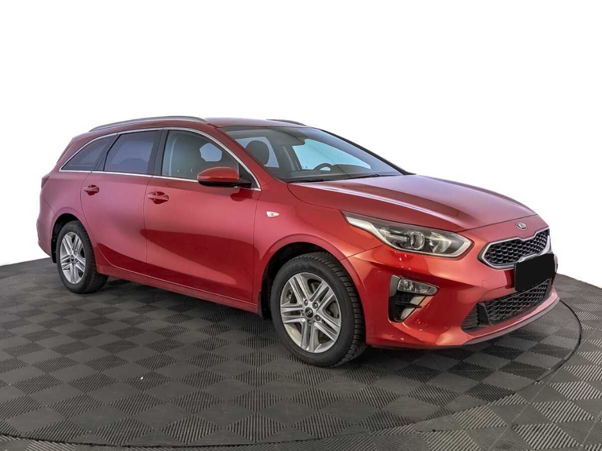 Купить Kia Ceed с пробегом. Фото: #2
