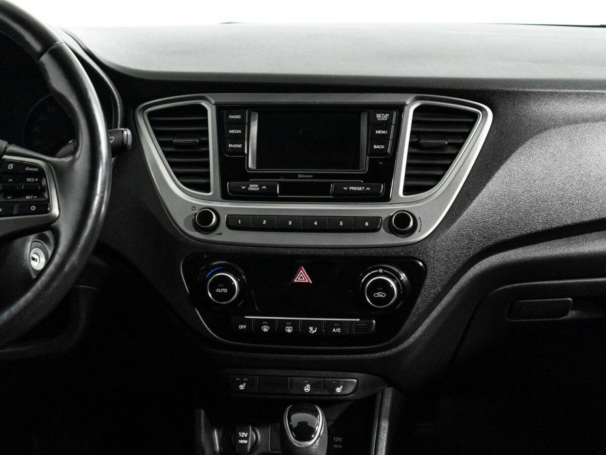 Купить Hyundai Solaris с пробегом. Фото: #13