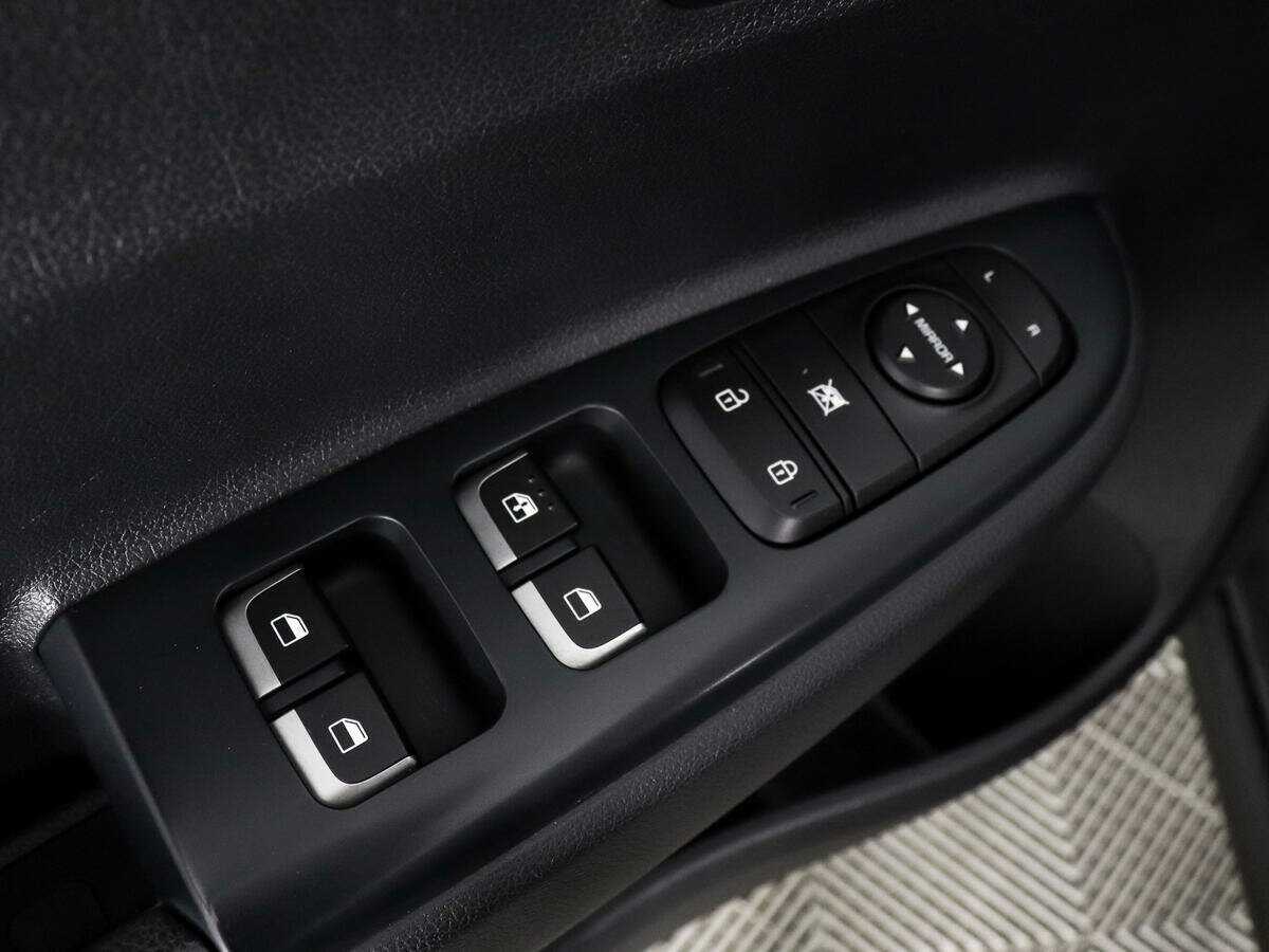 Купить Kia Rio с пробегом. Фото: #11