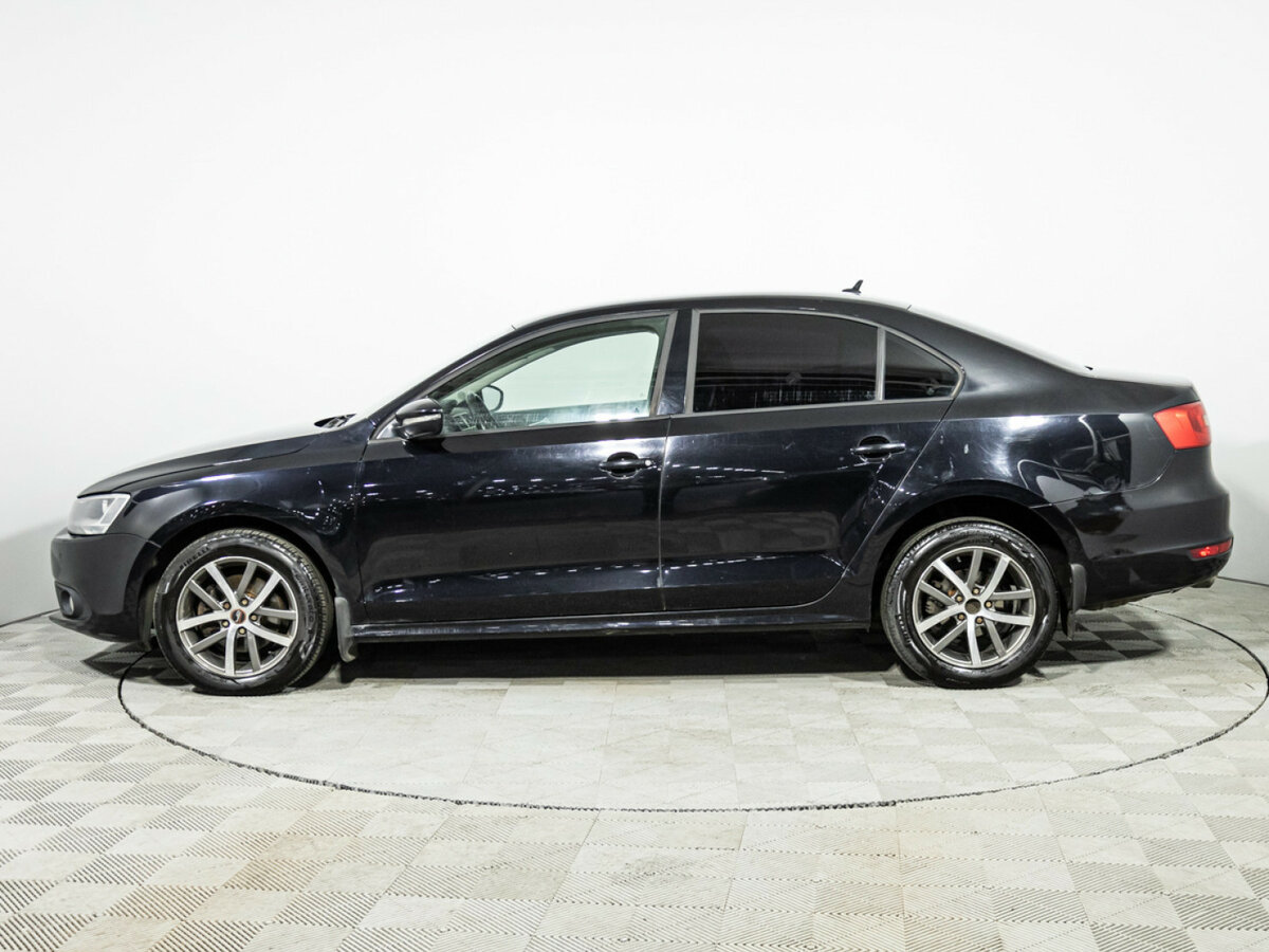 Купить Volkswagen Jetta с пробегом. Фото: #7
