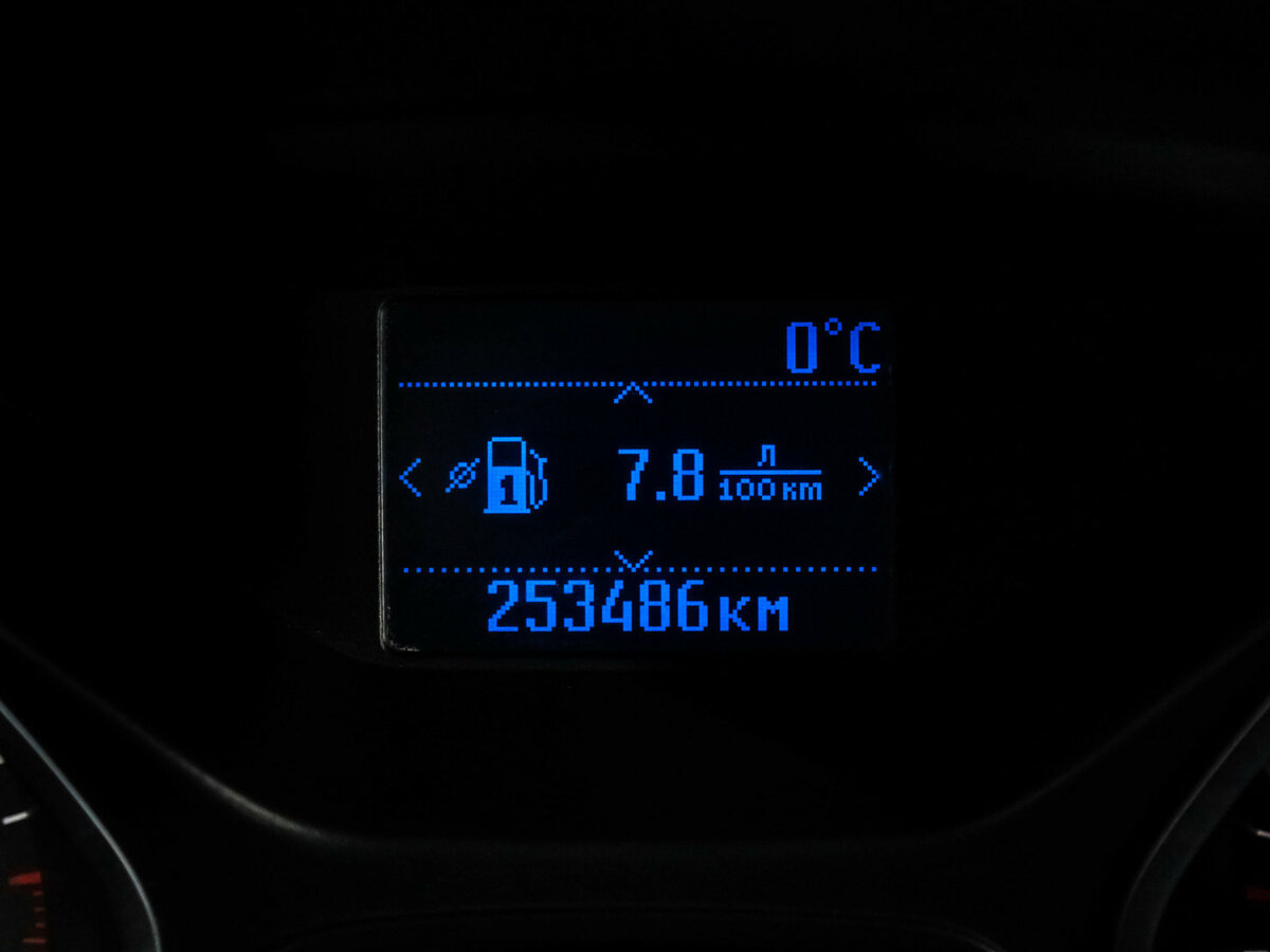 Купить Ford Focus с пробегом. Фото: #10