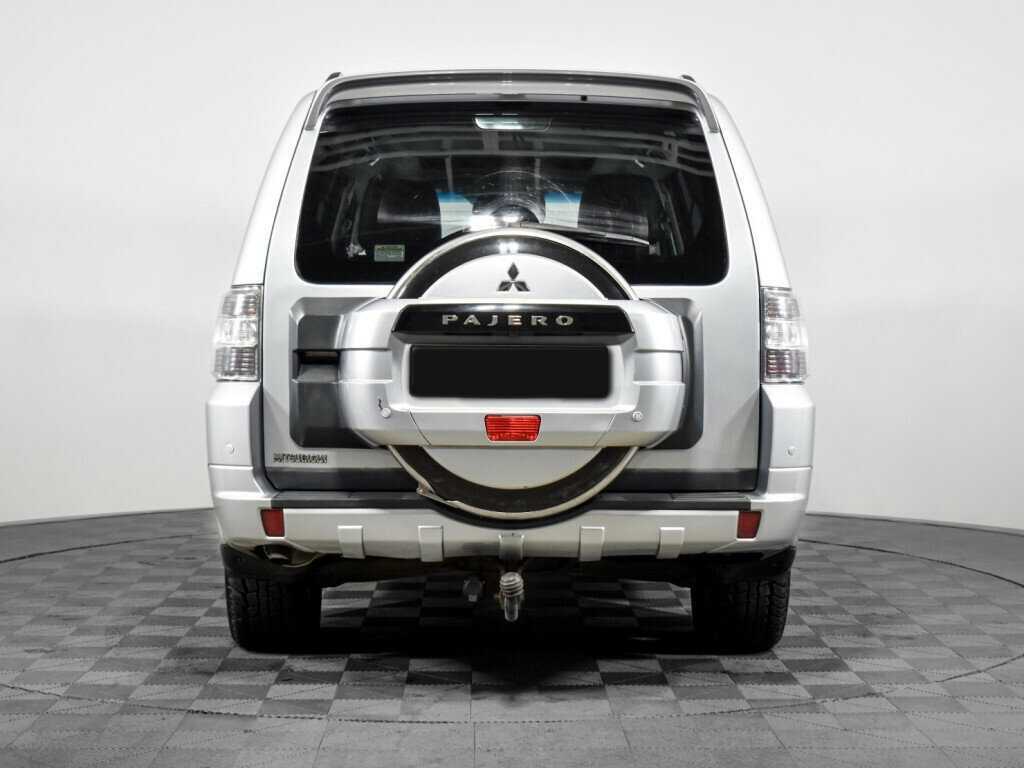 Купить Mitsubishi Pajero с пробегом. Фото: #5