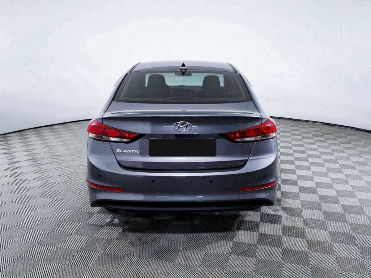 Купить Hyundai Elantra с пробегом. Фото: #5
