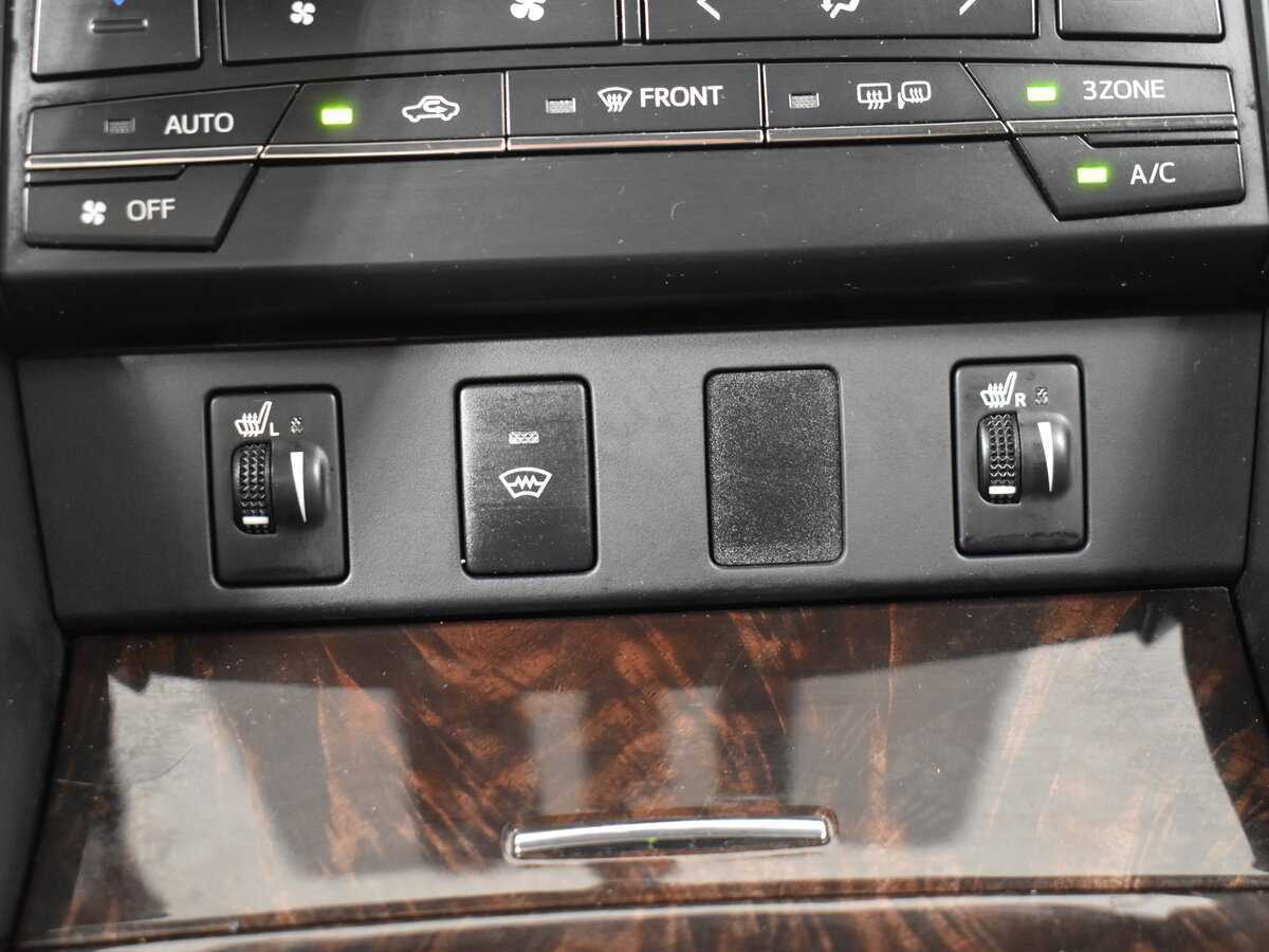 Купить Toyota Camry с пробегом. Фото: #15