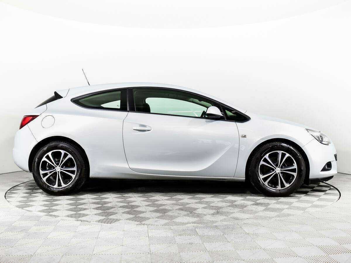 Купить Opel Astra с пробегом. Фото: #3
