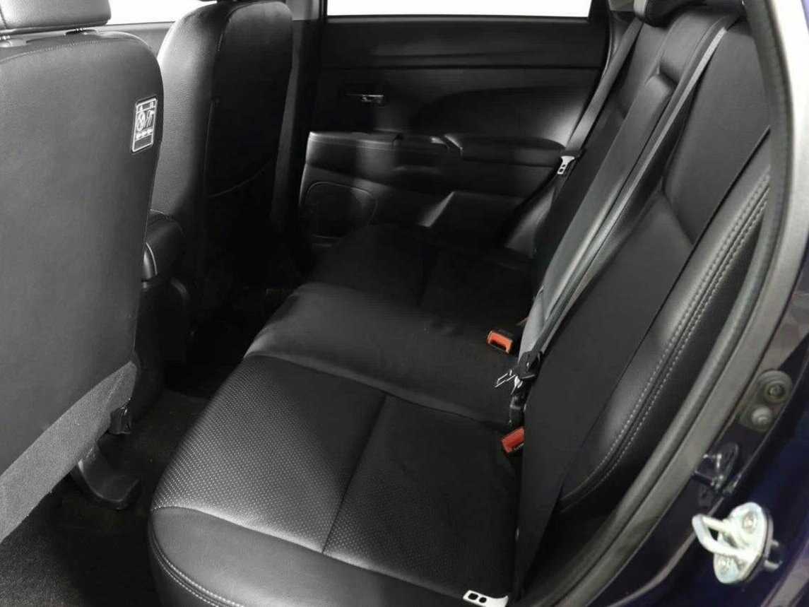 Купить Mitsubishi ASX с пробегом. Фото: #8