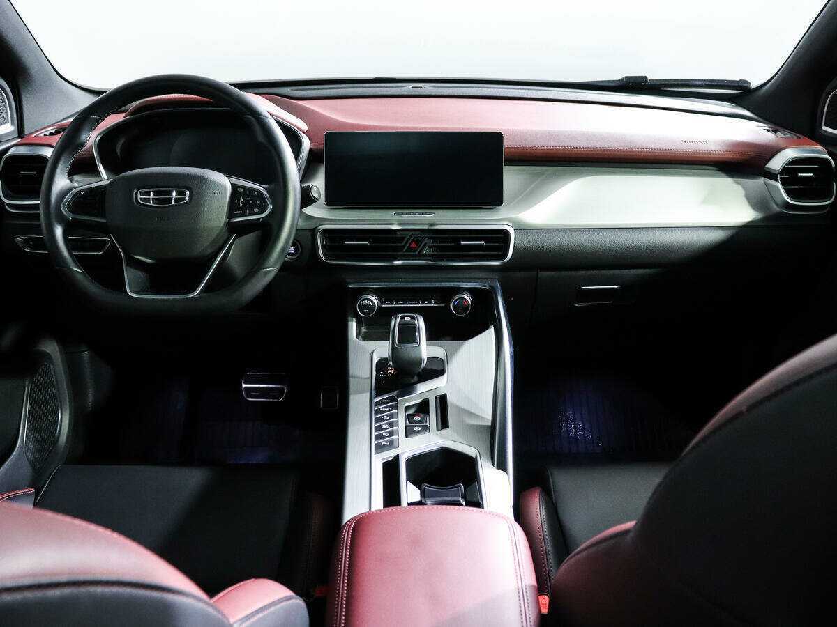 Купить Geely Coolray с пробегом. Фото: #10