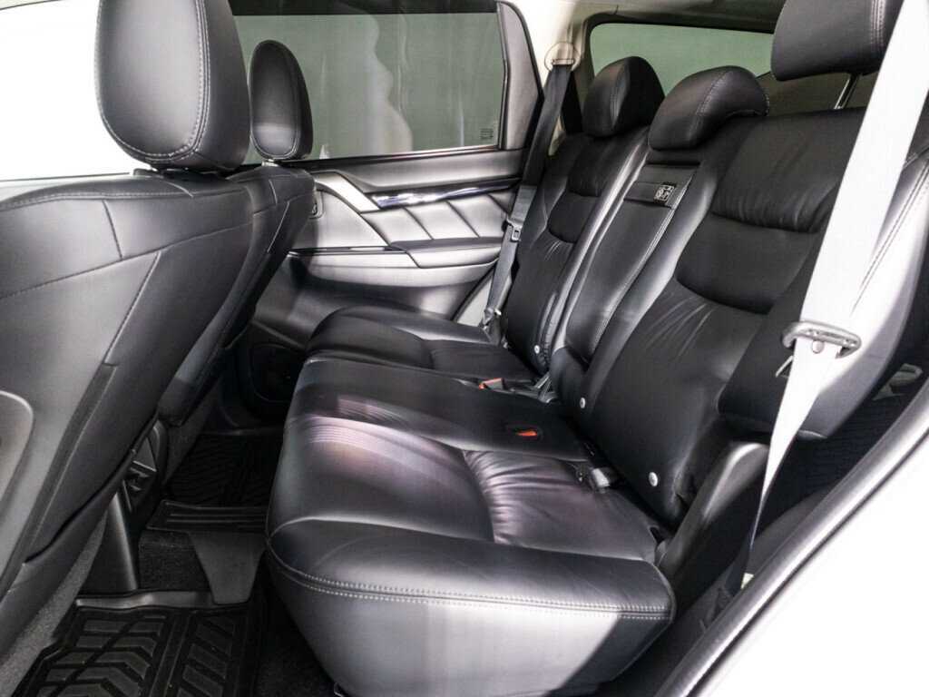 Купить Mitsubishi Pajero Sport с пробегом. Фото: #9
