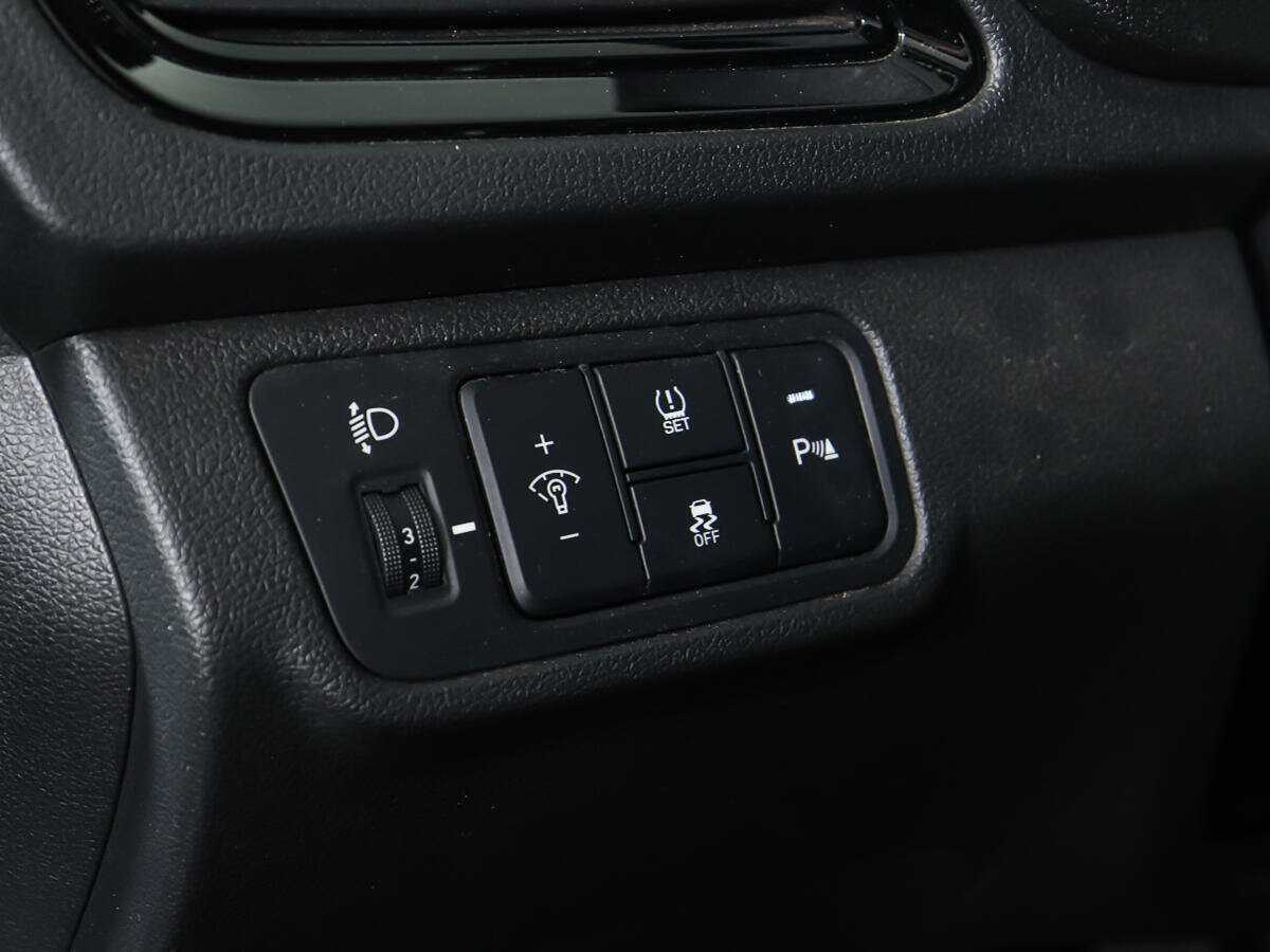 Купить Hyundai Solaris с пробегом. Фото: #18