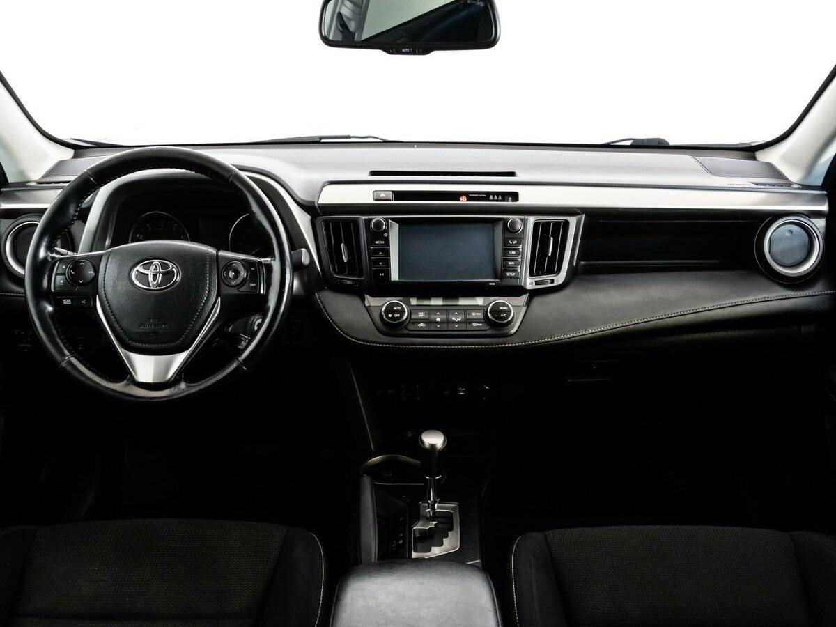 Купить Toyota RAV4 с пробегом. Фото: #7