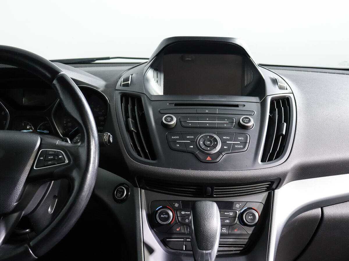 Купить Ford Kuga с пробегом. Фото: #10