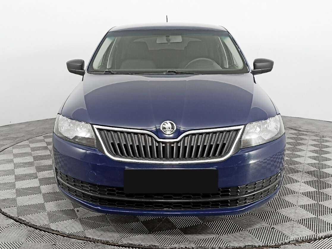 Купить Skoda Rapid с пробегом. Фото: #1