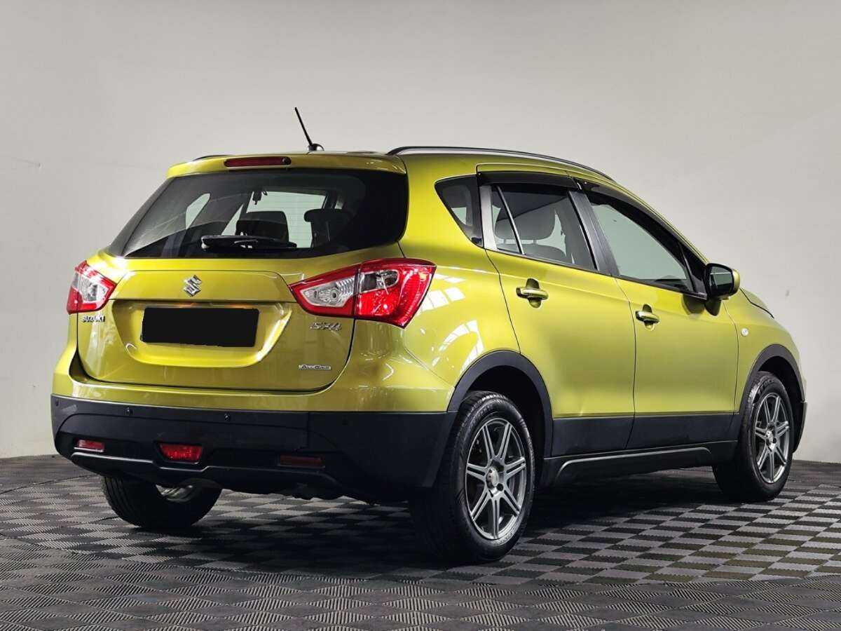 Купить Suzuki SX4 с пробегом. Фото: #2