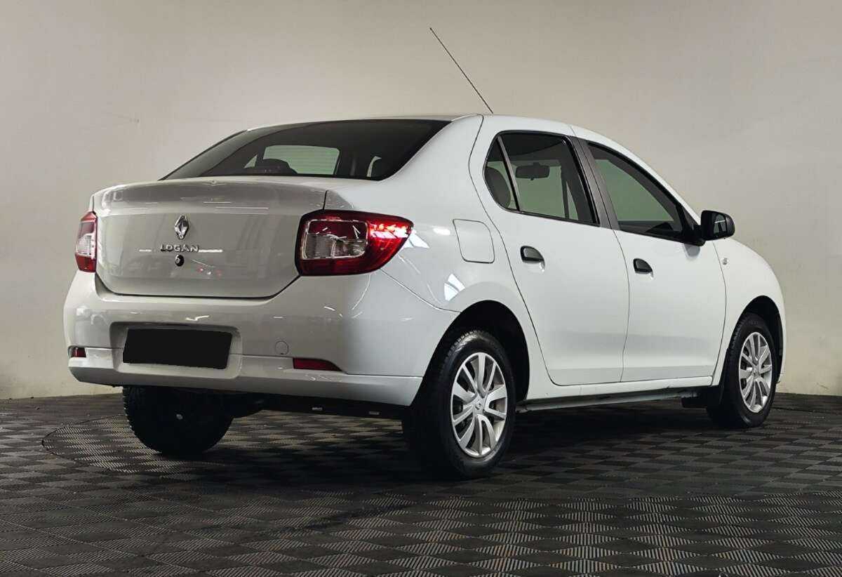 Купить Renault Logan с пробегом. Фото: #3