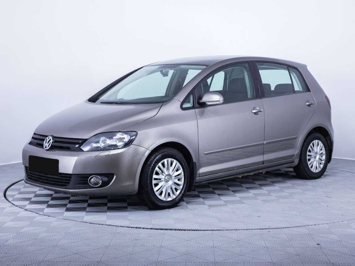 Купить Volkswagen Golf Plus с пробегом. Посмотреть фото
