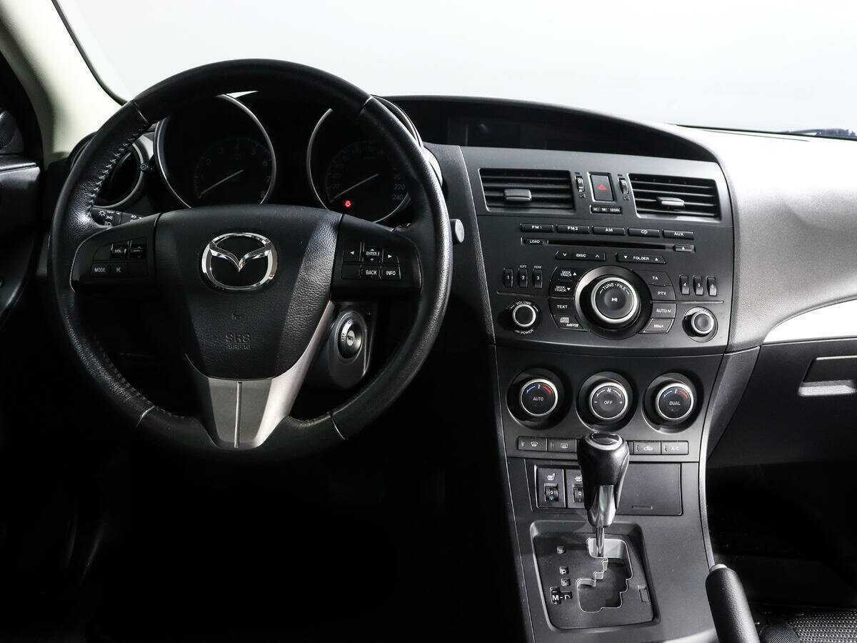 Купить Mazda 3 с пробегом. Фото: #11