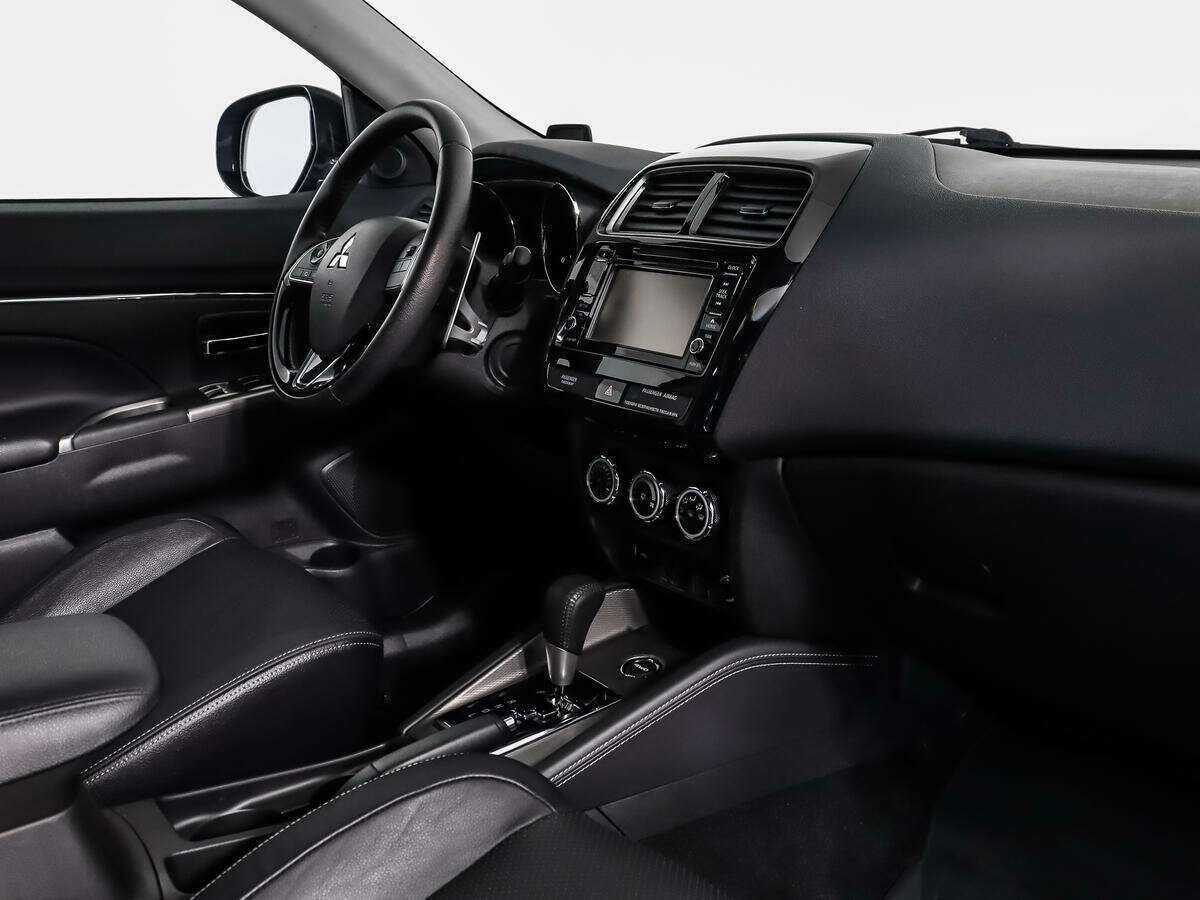 Купить Mitsubishi ASX с пробегом. Фото: #10
