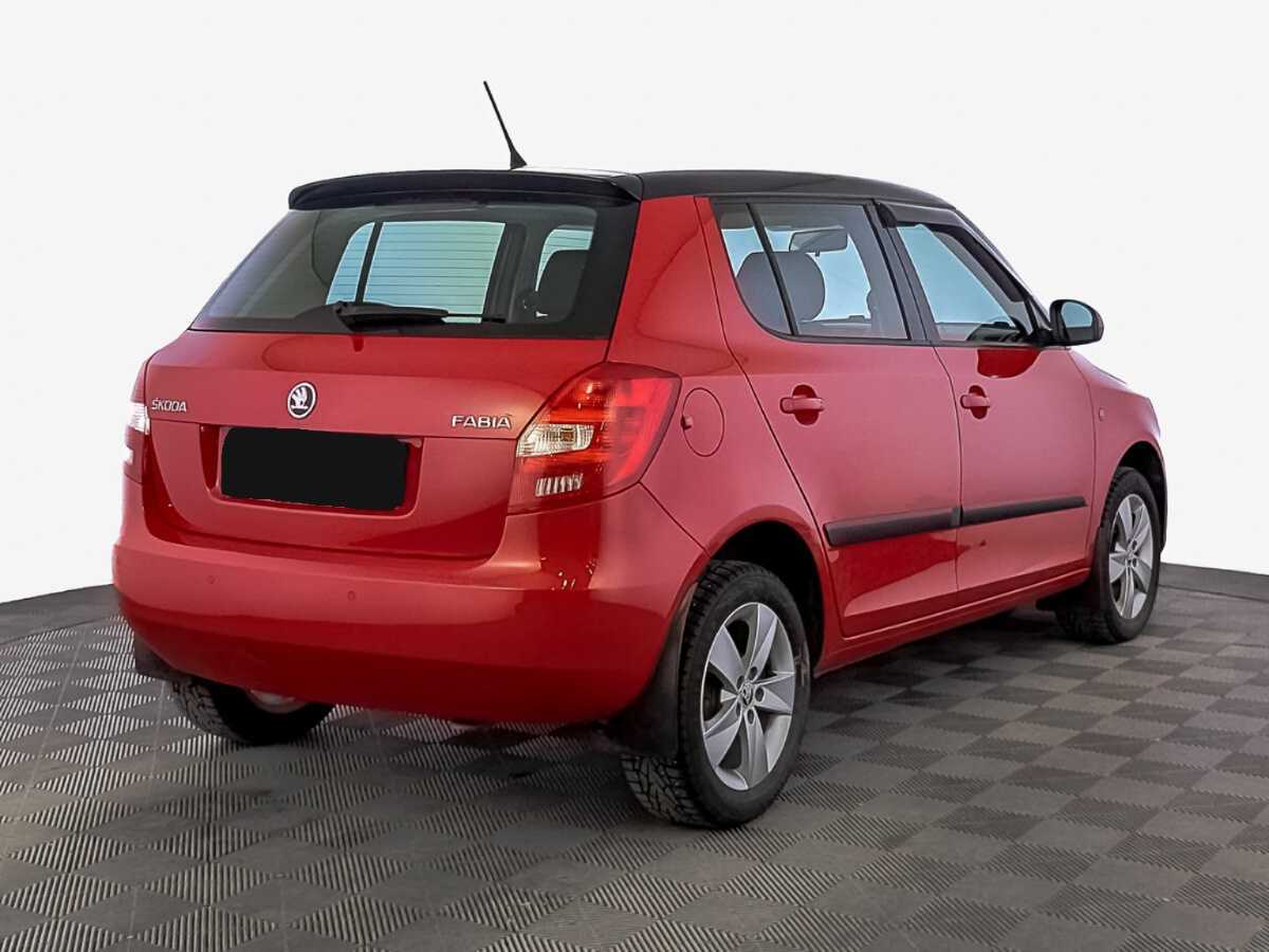 Купить Skoda Fabia с пробегом. Фото: #4
