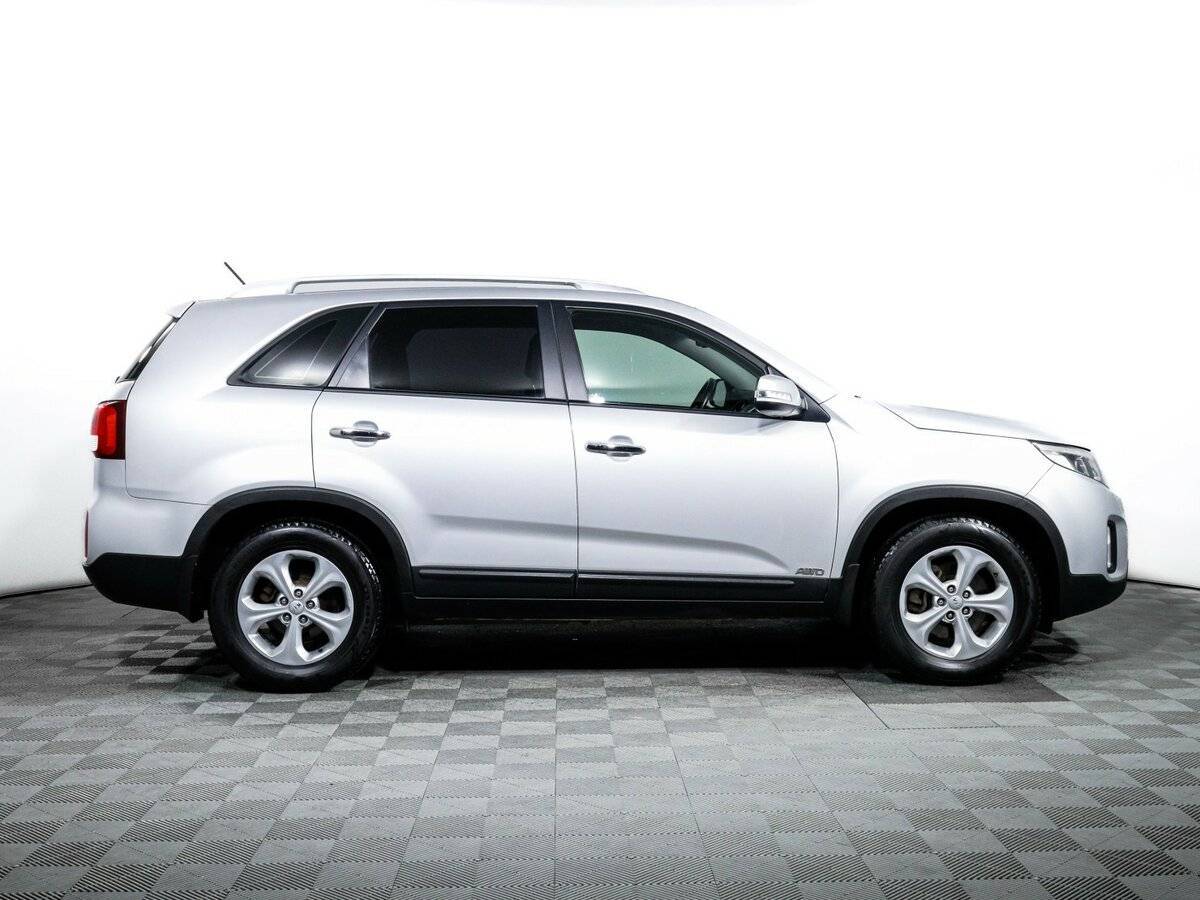 Купить Kia Sorento с пробегом. Фото: #3