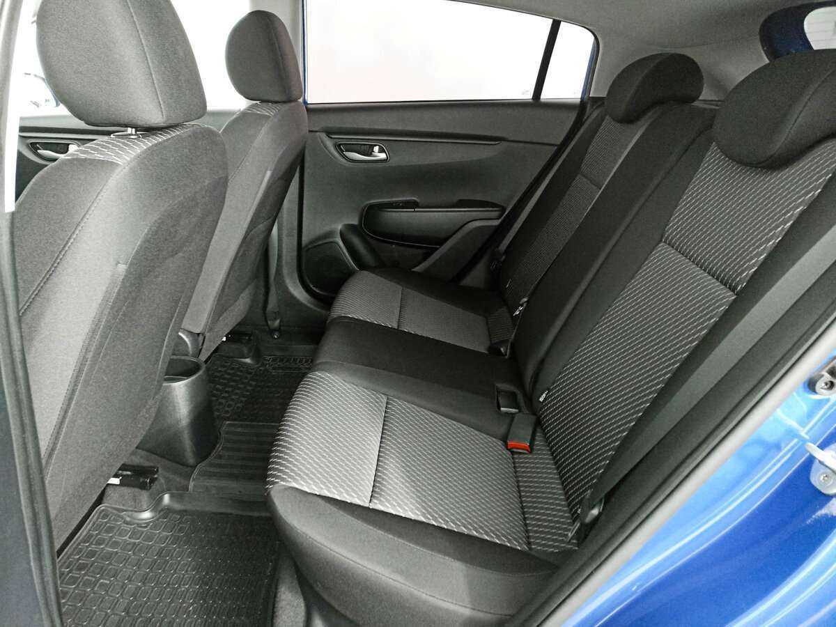 Купить Kia Rio с пробегом. Фото: #9