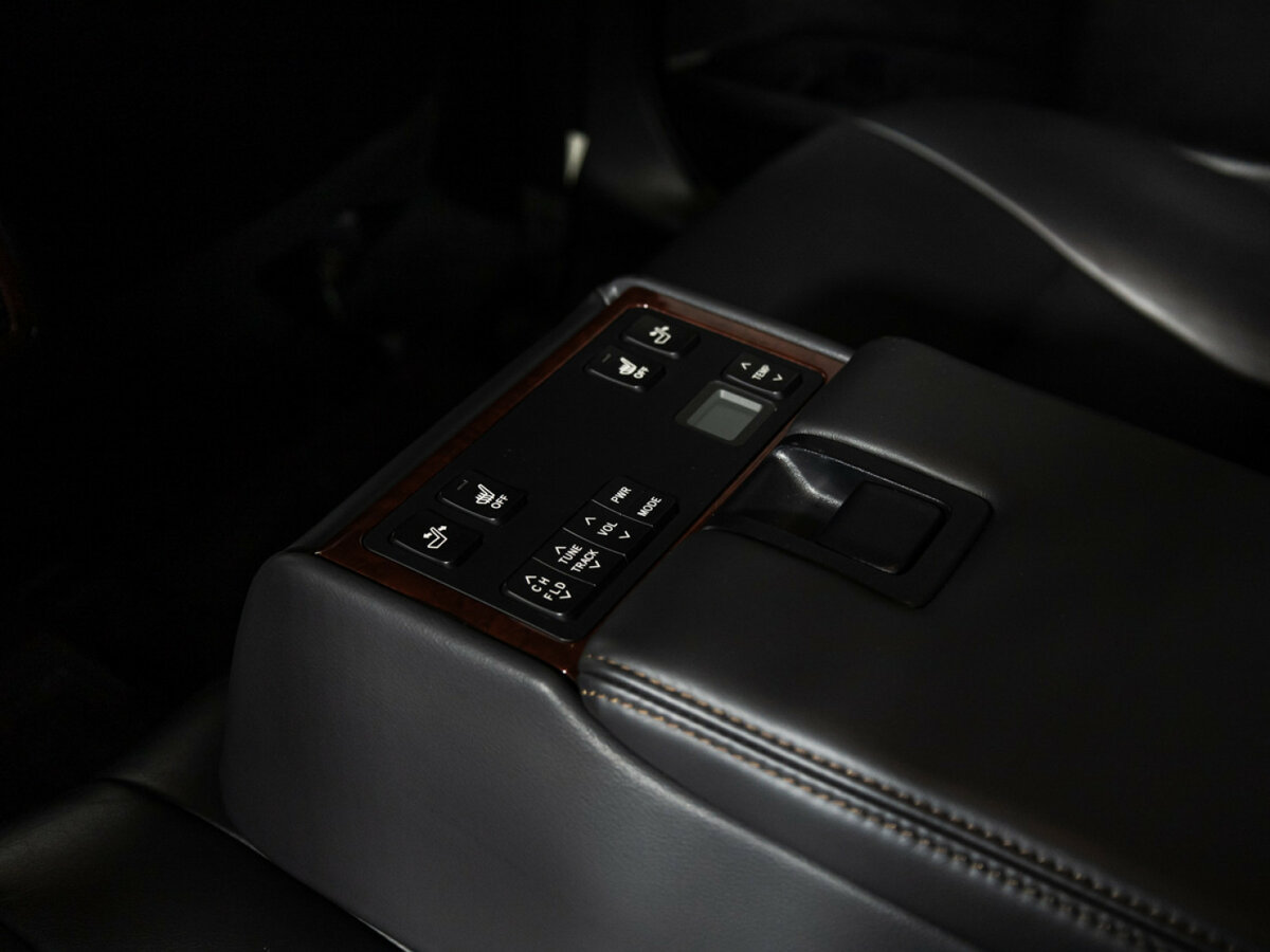 Купить Toyota Camry с пробегом. Фото: #19