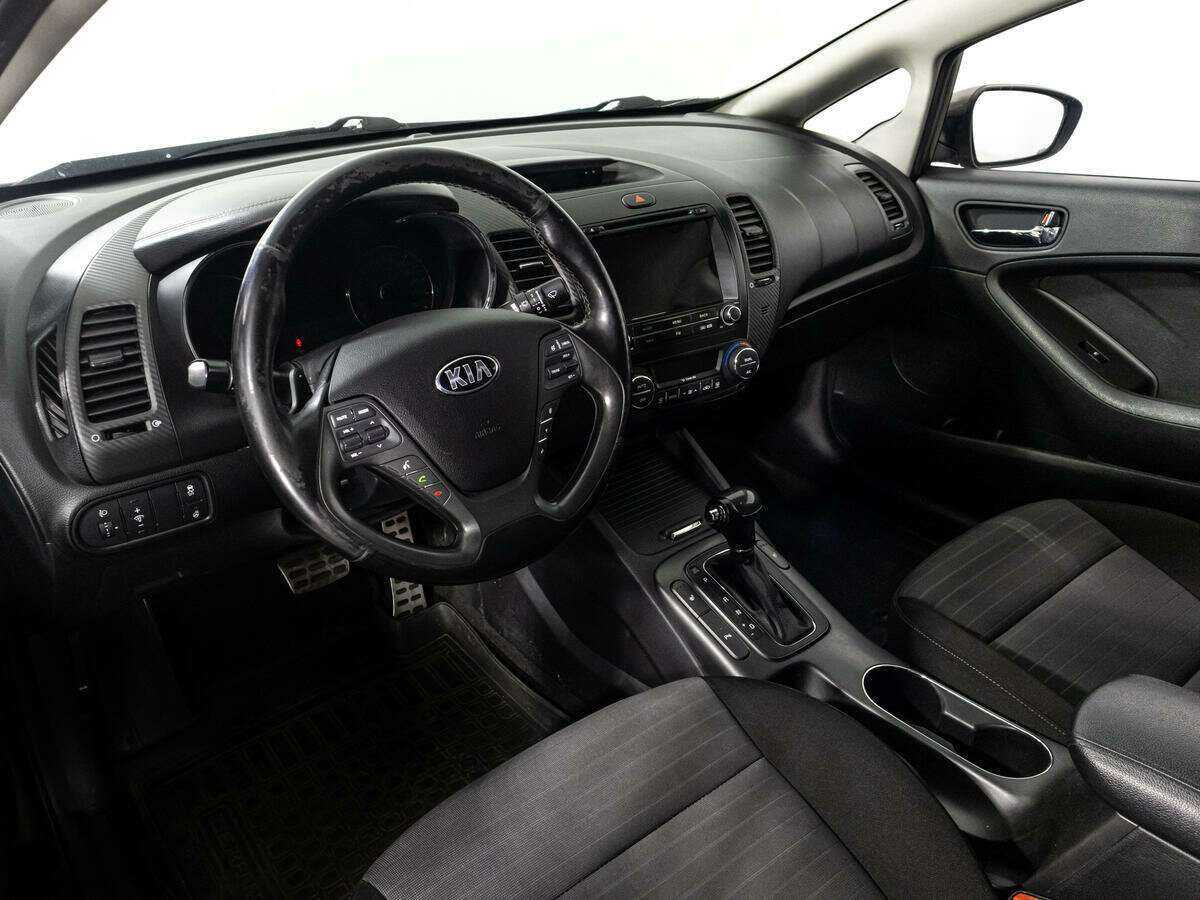 Купить Kia Cerato с пробегом. Фото: #10