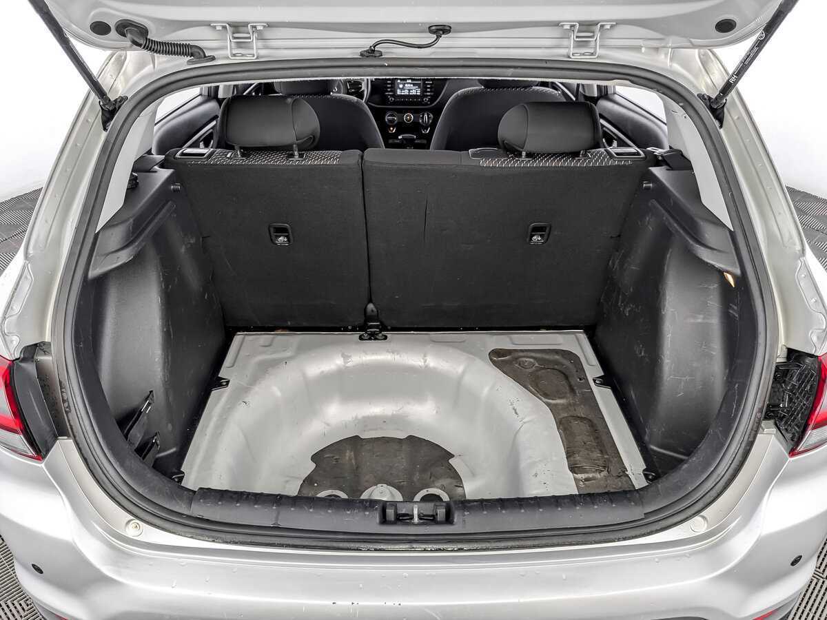 Купить Kia Rio с пробегом. Фото: #9