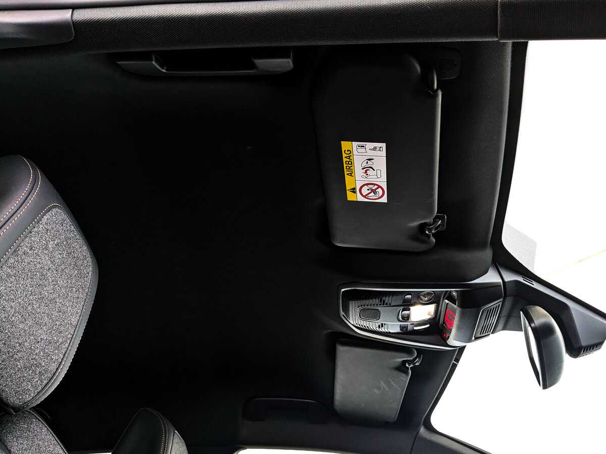 Купить Peugeot 3008 с пробегом. Фото: #21