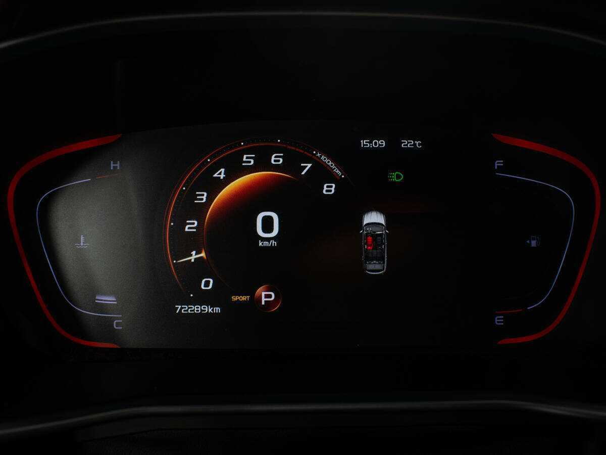 Купить Geely Coolray с пробегом. Фото: #8