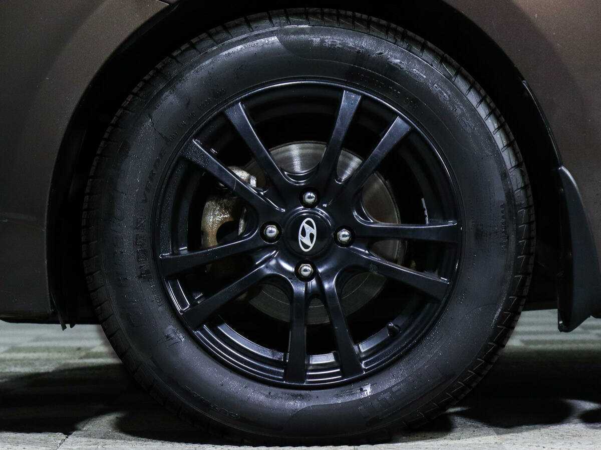 Купить Hyundai Solaris с пробегом. Фото: #15