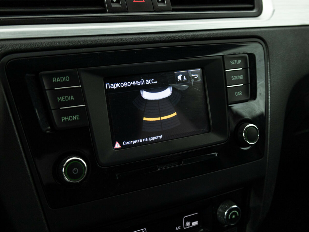 Купить Skoda Rapid с пробегом. Фото: #15