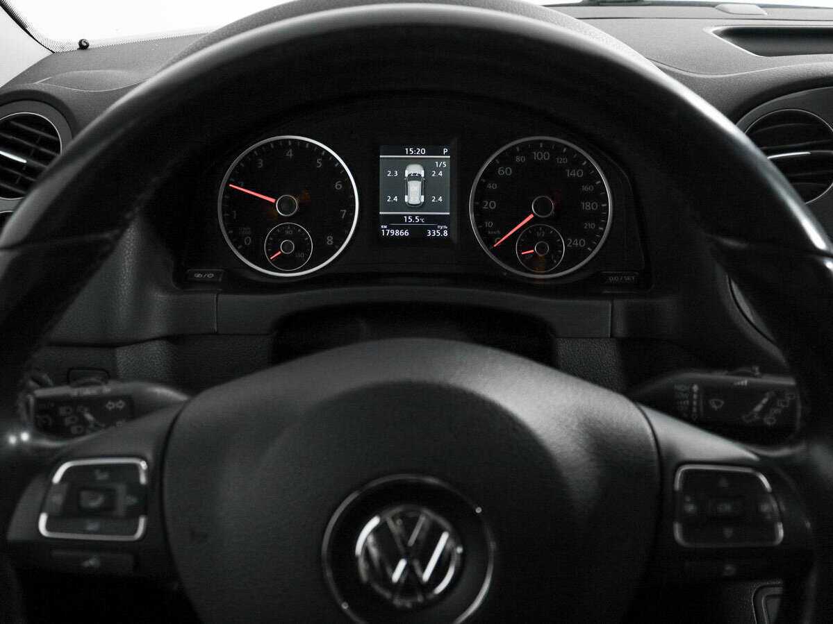 Купить Volkswagen Tiguan с пробегом. Фото: #15