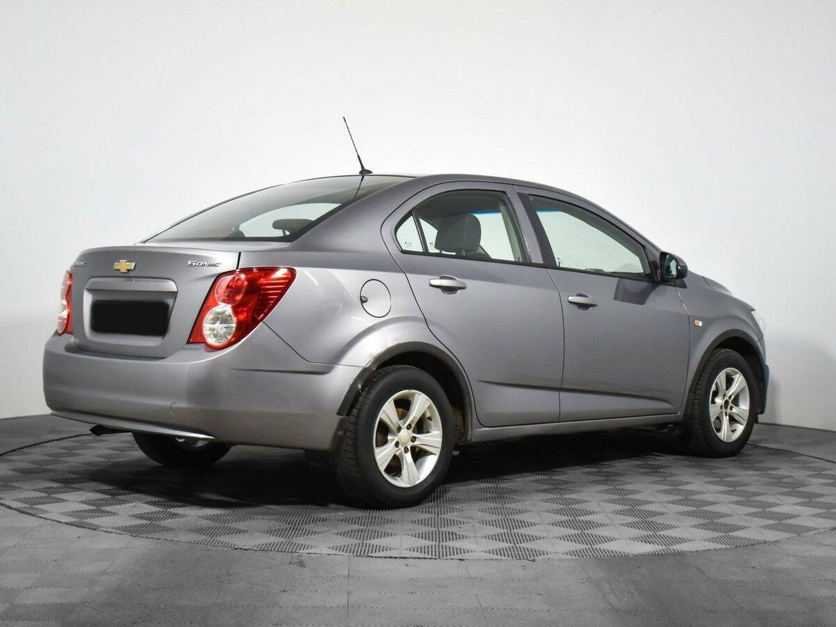 Купить Chevrolet Aveo с пробегом. Фото: #4
