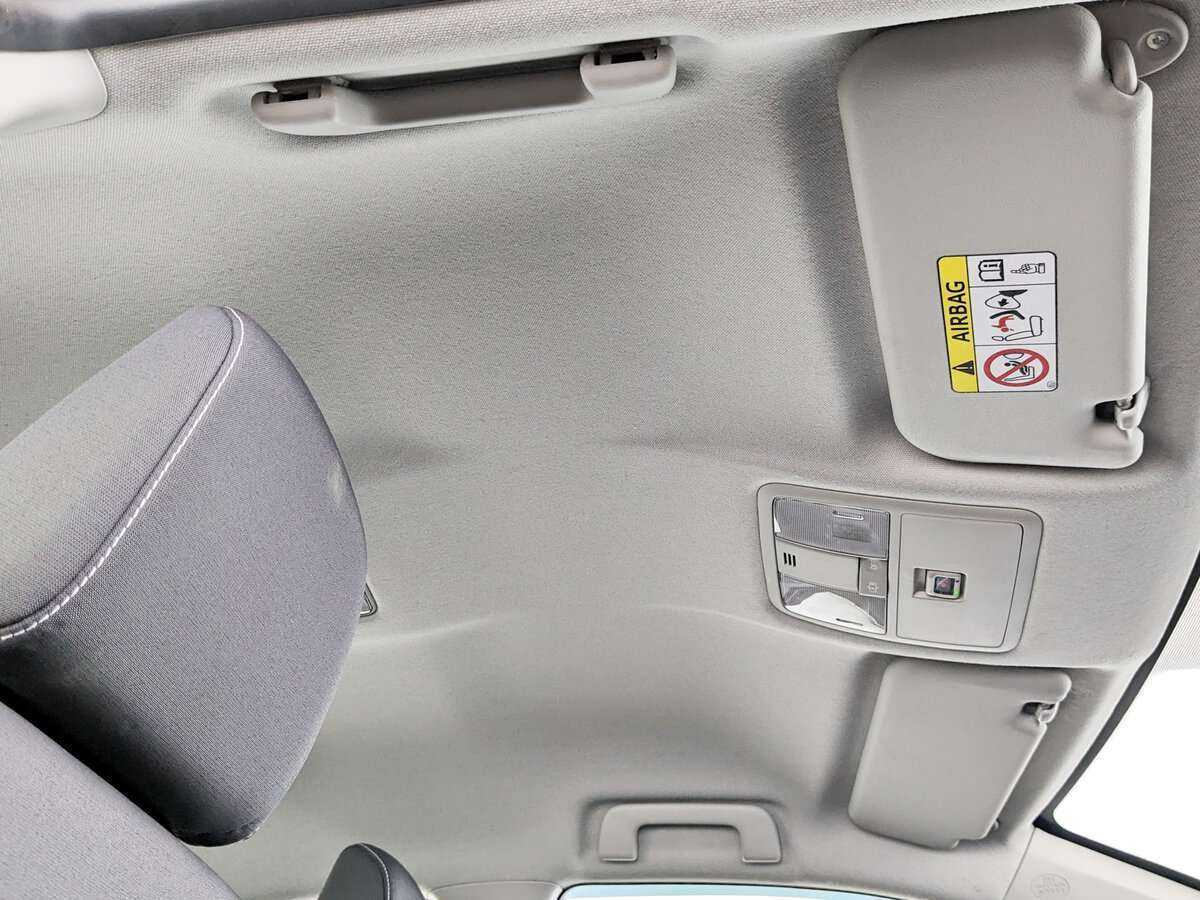 Купить Toyota Corolla с пробегом. Фото: #20