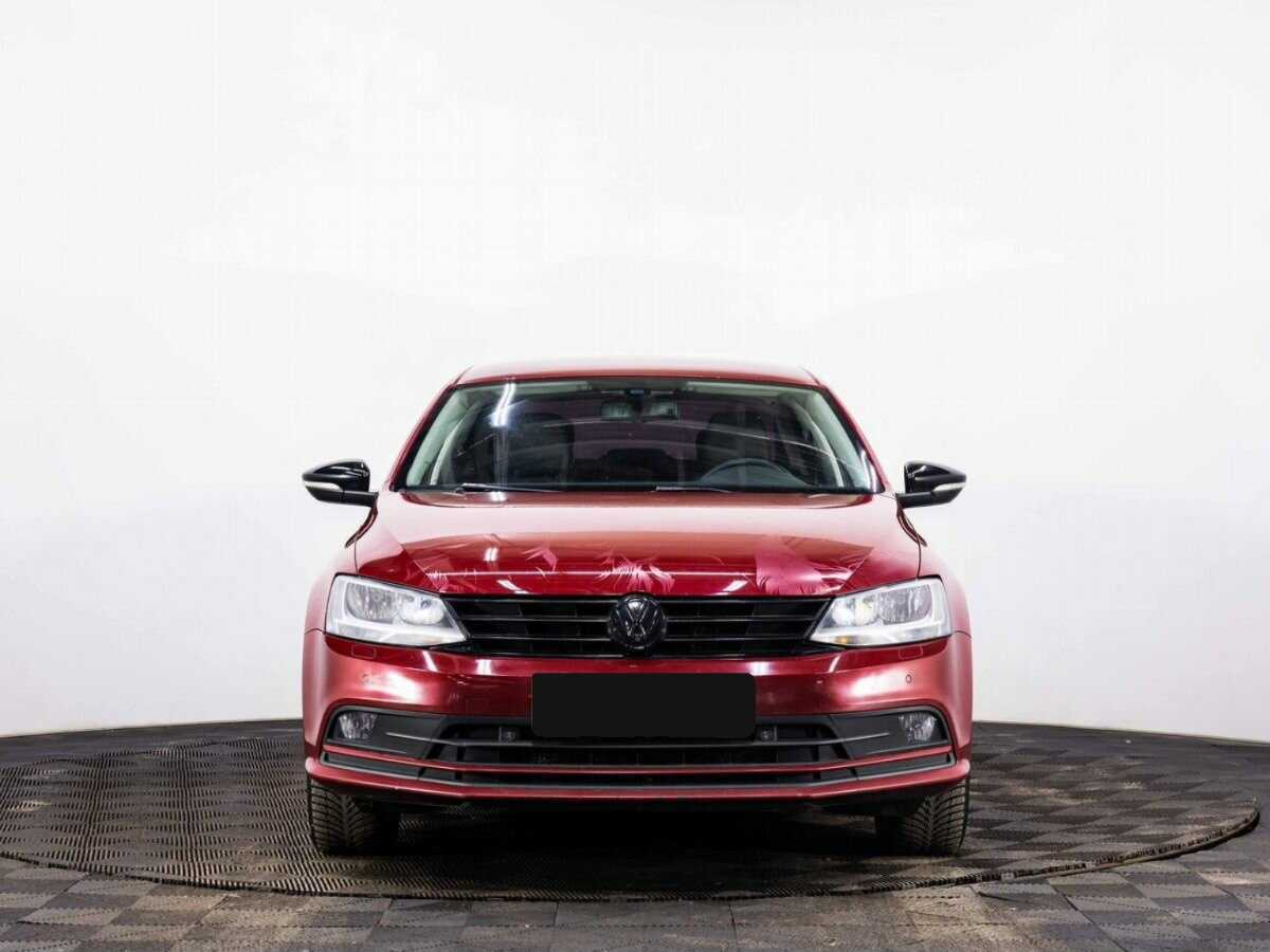 Купить Volkswagen Jetta с пробегом. Фото: #1