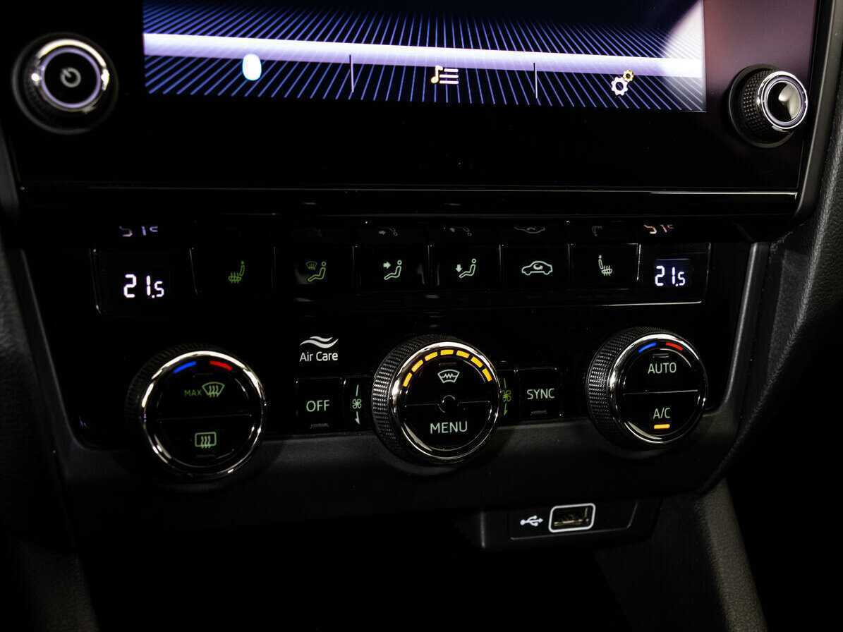 Купить Skoda Octavia с пробегом. Фото: #12