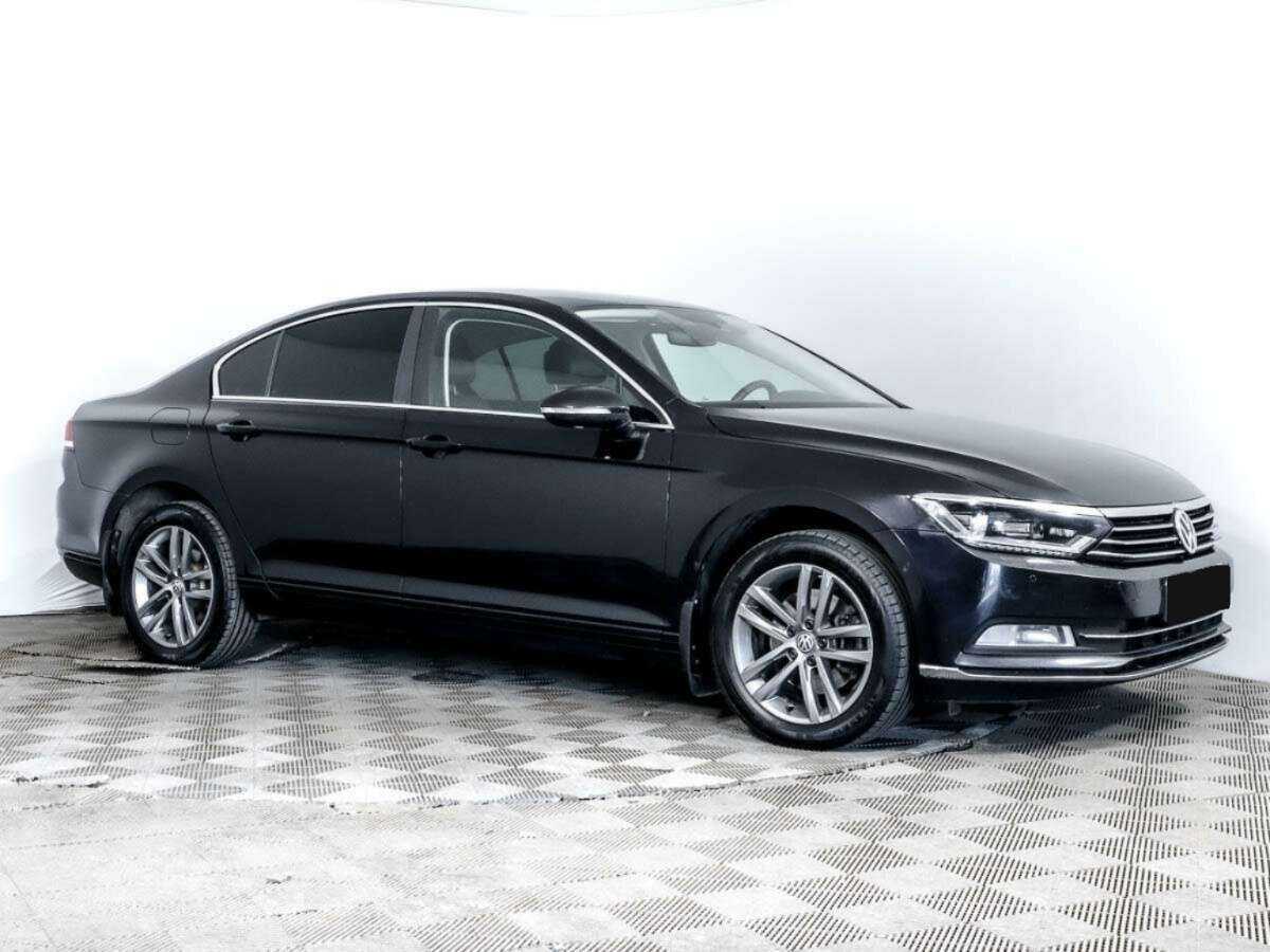Купить Volkswagen Passat с пробегом. Фото: #2