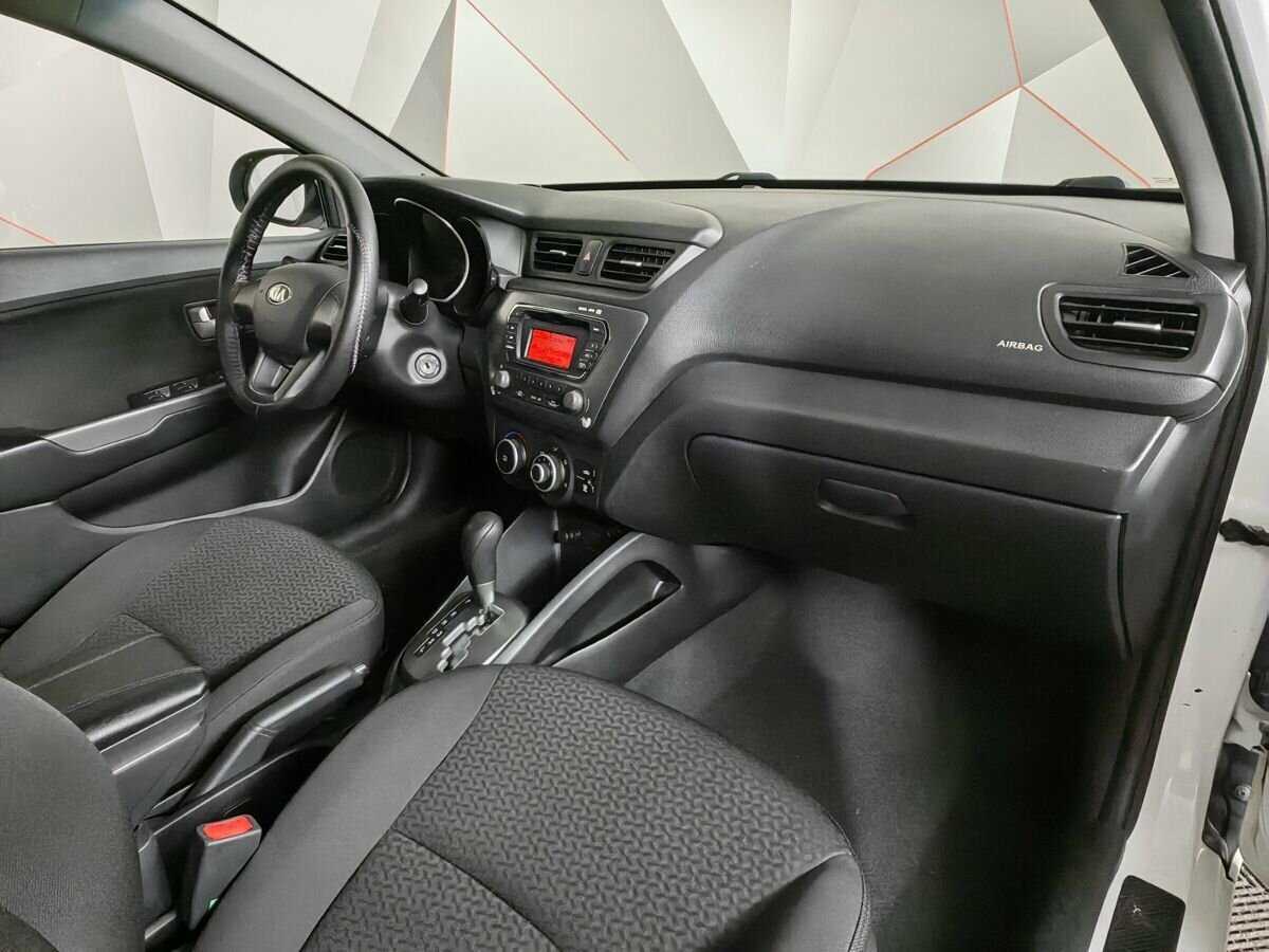 Купить Kia Rio с пробегом. Фото: #8