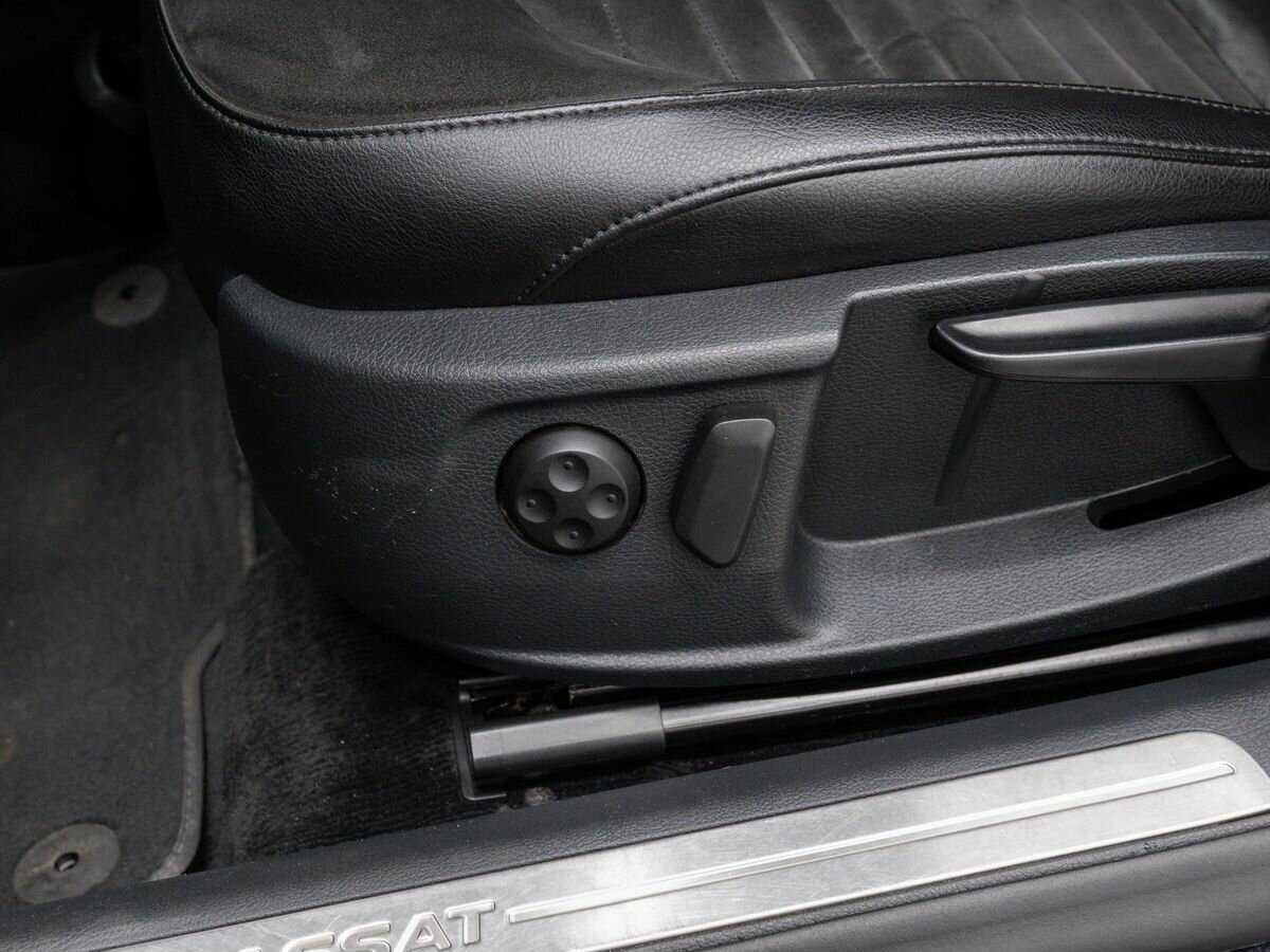 Купить Volkswagen Passat с пробегом. Фото: #17